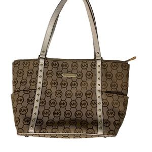 NWOT MK brown tote in great condition